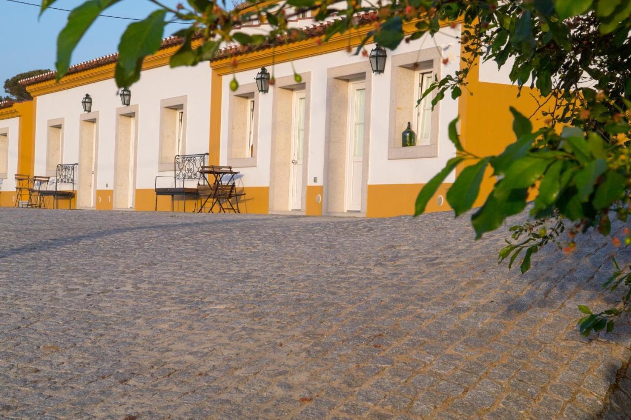 Quinta Do Louro Guest House Palmela Exterior photo